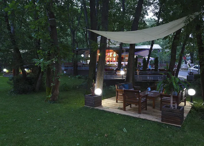 Хотел елмар