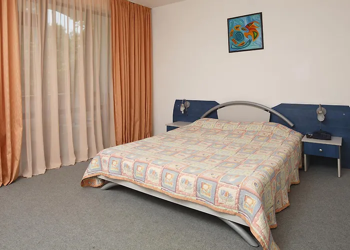 Хотел елмар Китен